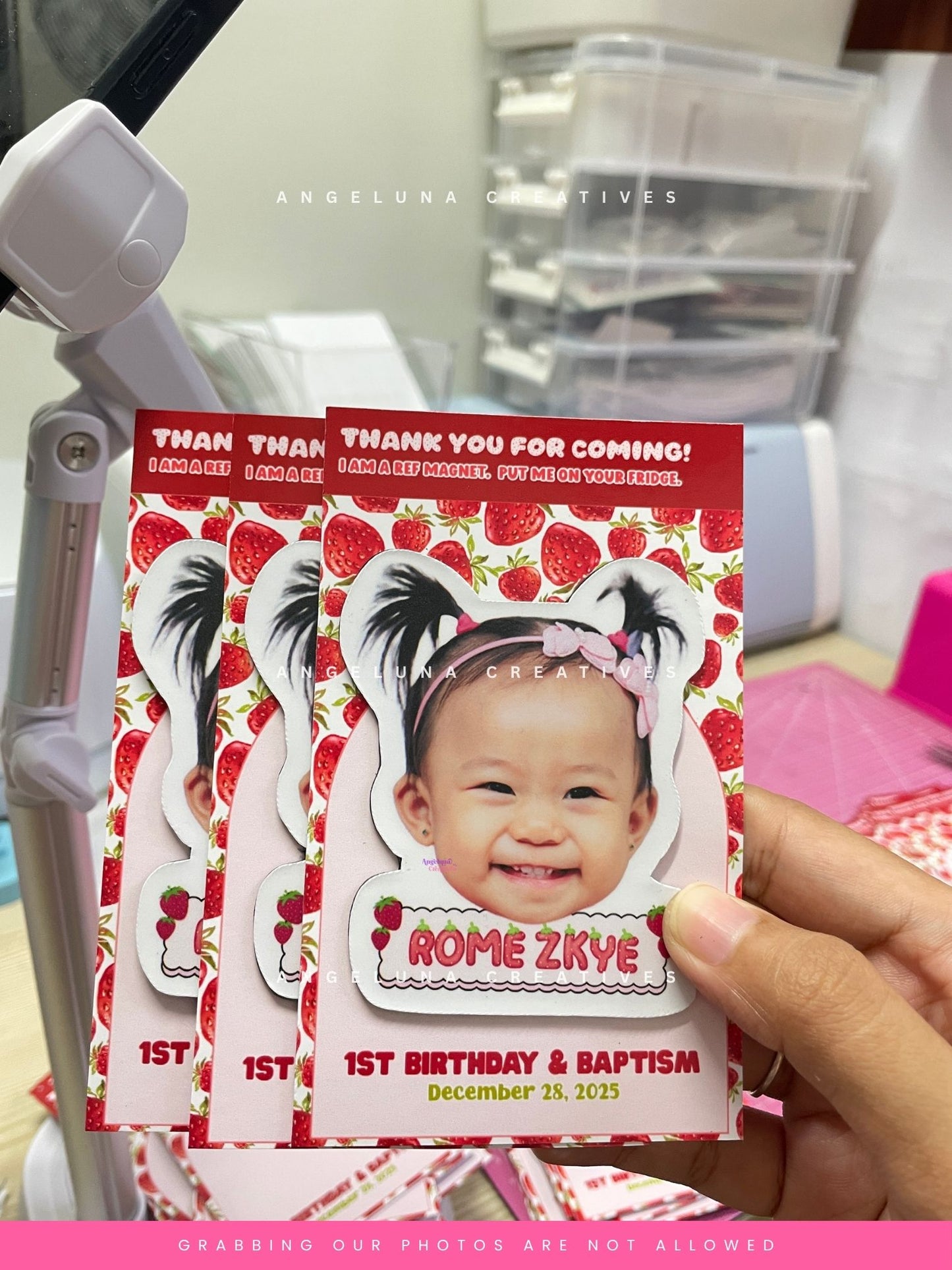 Bubble Head ref Magnet With Name